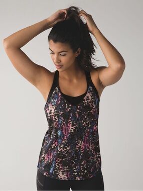 Lululemon Breezy Singlet
Floral Sport  Multi / Black  M/L